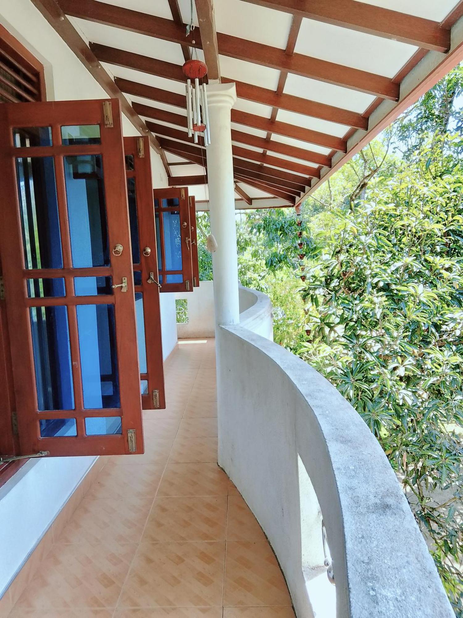 Sajini Villa ウェリガマ エクステリア 写真